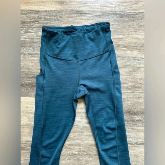 ATHLETA Women’s Ultimate Stash Pocket 7/8 Moss Green Size XS - Picture 3 of 12